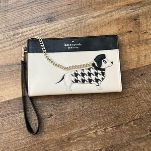 Kate Spade wristlet.